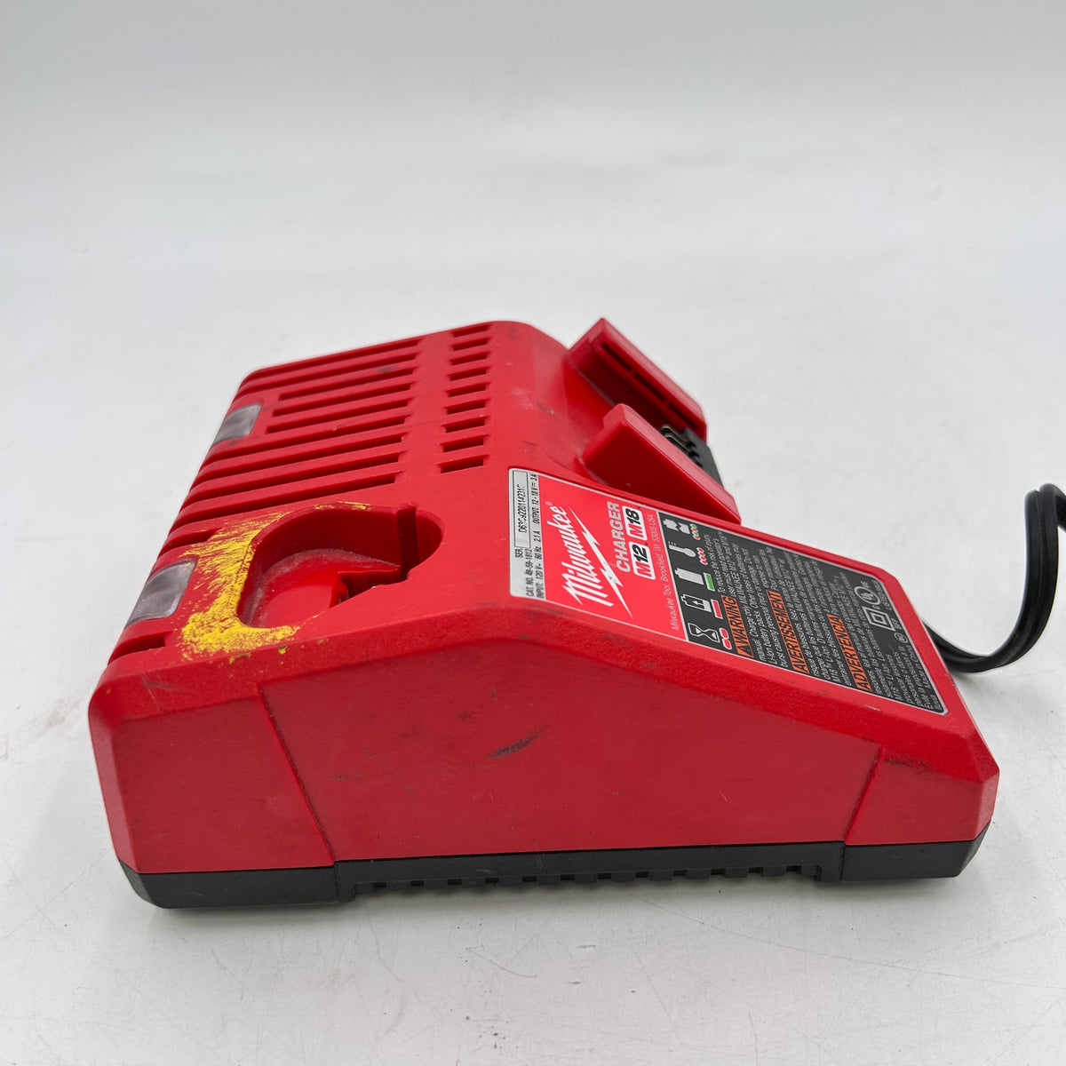 Milwaukee 48-59-1812 M12 & M18 Multi-Voltage Charger