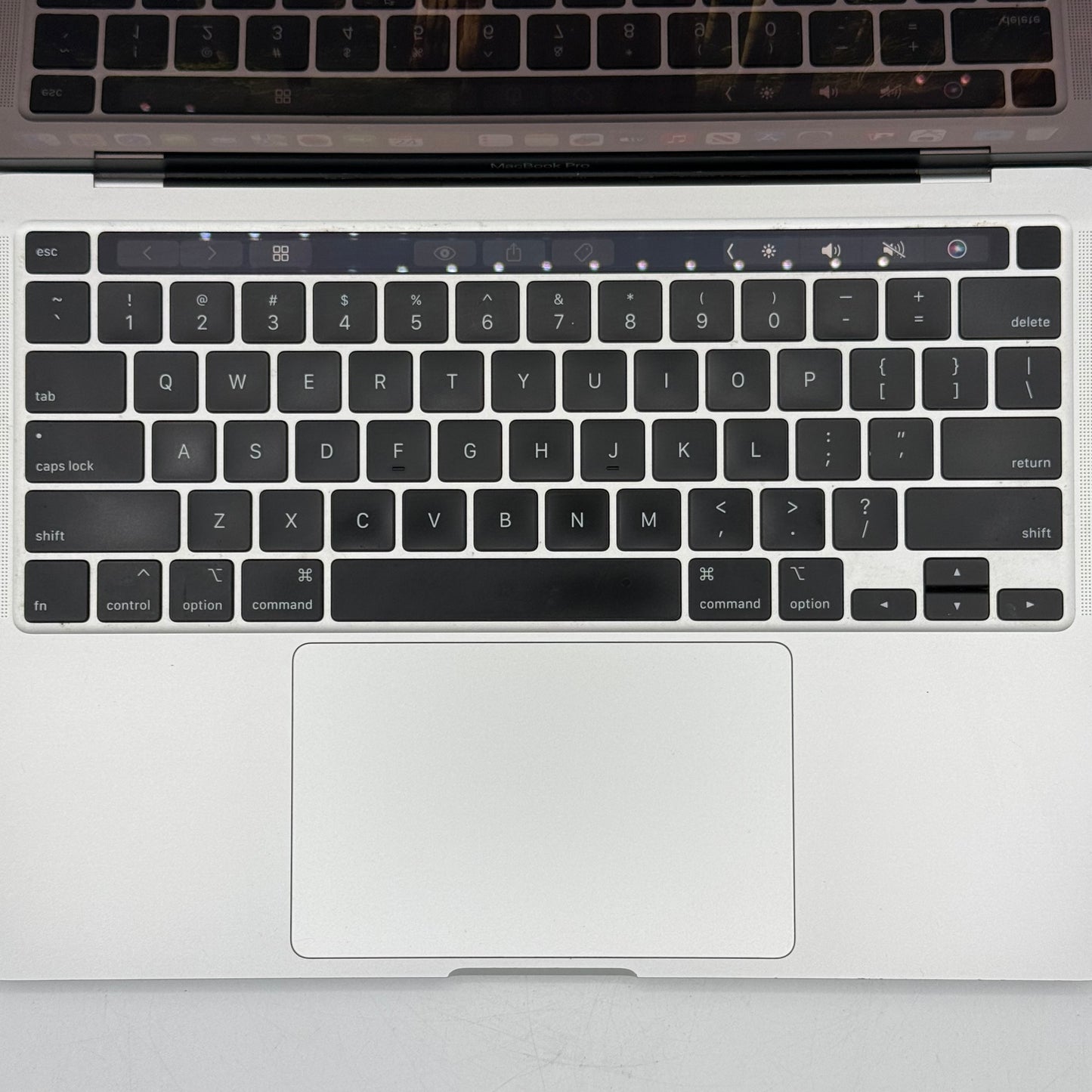 2020 Apple MacBook Pro 13.3" i5 2.0GHz 16GB RAM 512GB SSD Space Gray A2251
