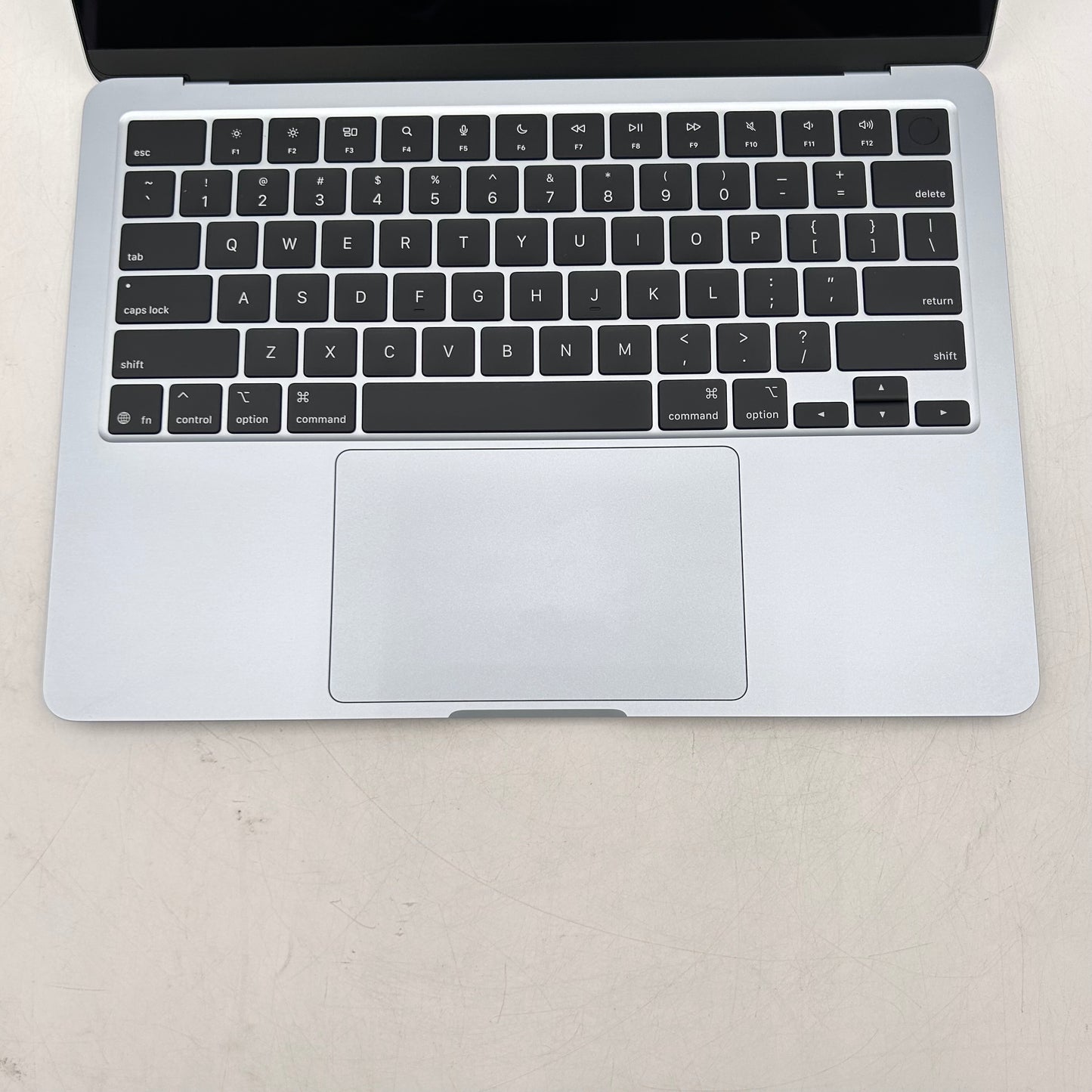 2025 Apple MacBook Air 13" M4 8C GPU 4.5GHz 16GB RAM 256GB SSD MC6T4LL/A
