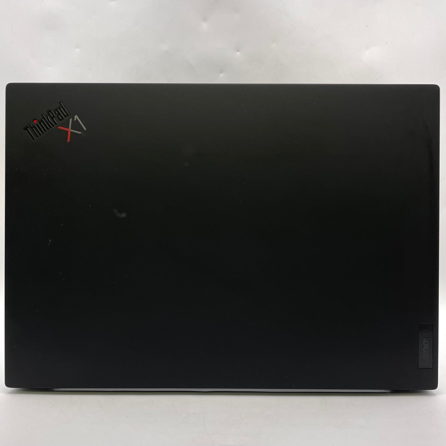 Lenovo ThinkPad X1 Carbon Gen 10 21CB-000CUS 14" i7-1260P 2.4GHz 32GB RAM No SSD