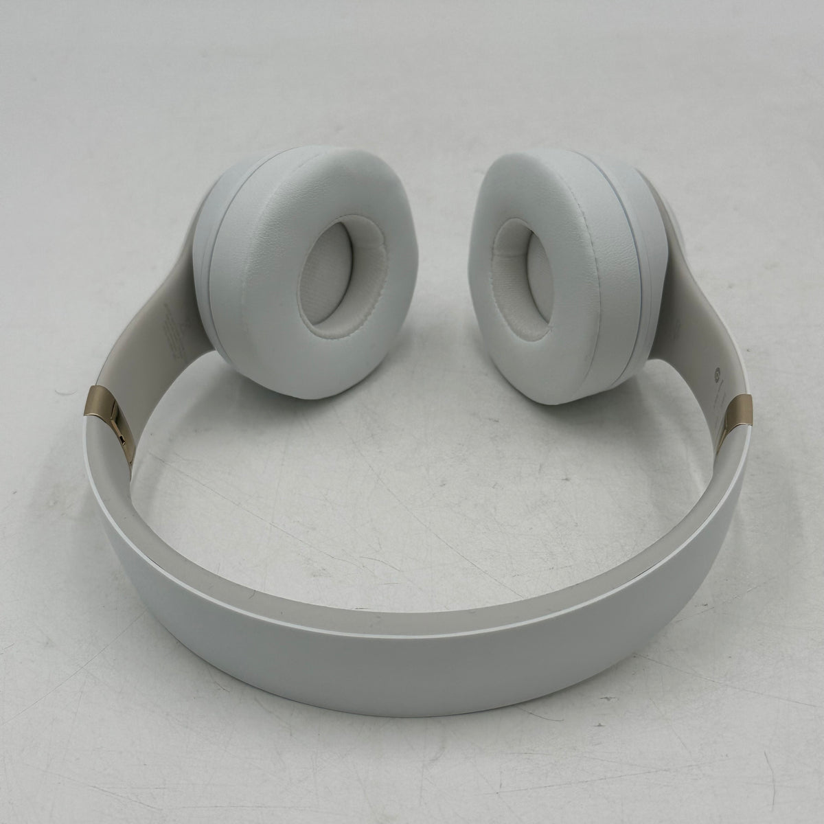 Beats Solo4 Wireless On-Ear Bluetooth Headphones White A3140