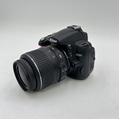 Nikon D5000 13.3MP Digital SLR DSLR Camera w/ Nikkor 18-55mm lens