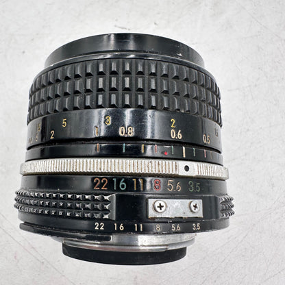 Nikon Nikkor Ai 28mm f/3.5 Wide Angle Lens Prime Lens