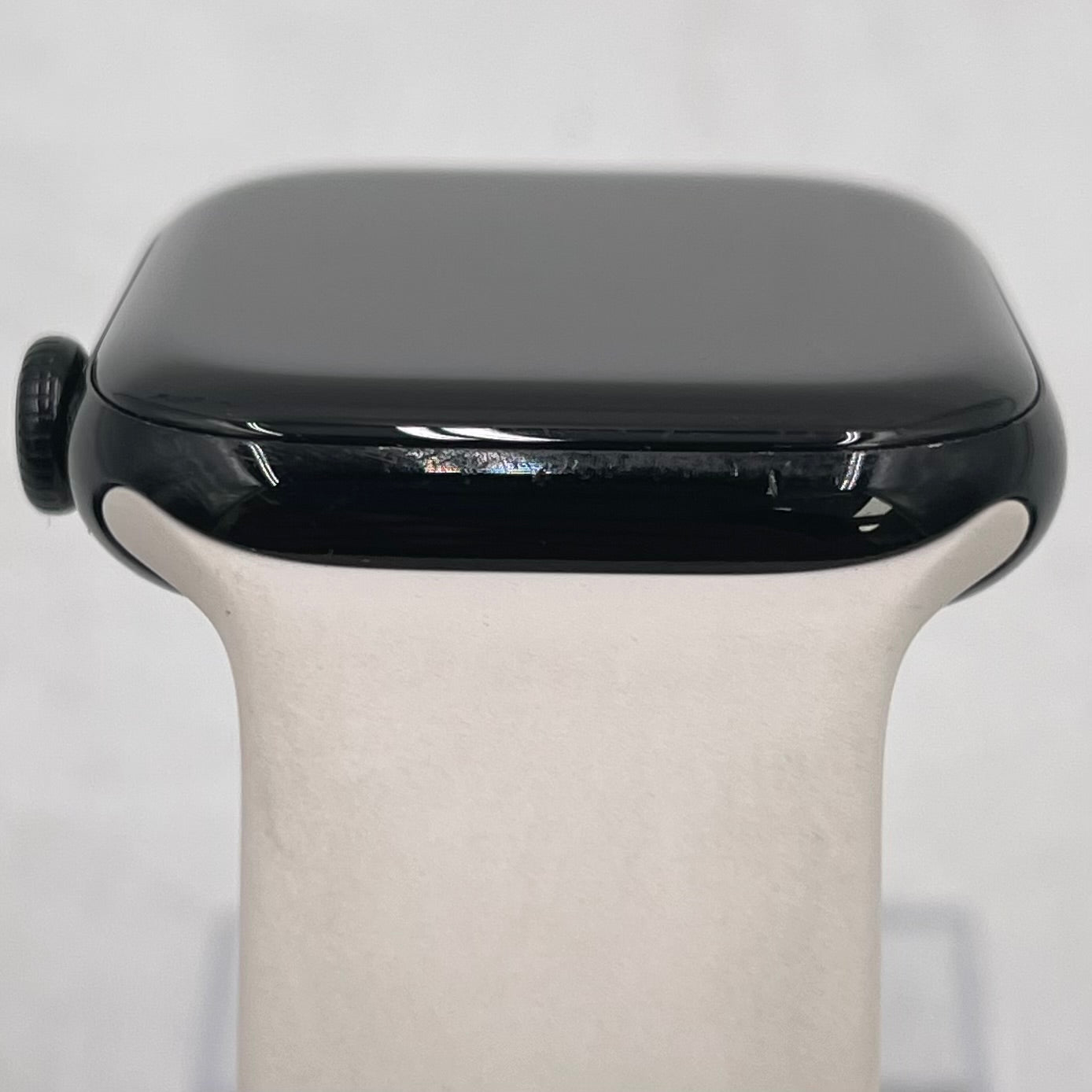 Unlocked Apple Watch Series 11 46MM Jet Black Aluminum Starlight Sport Band 