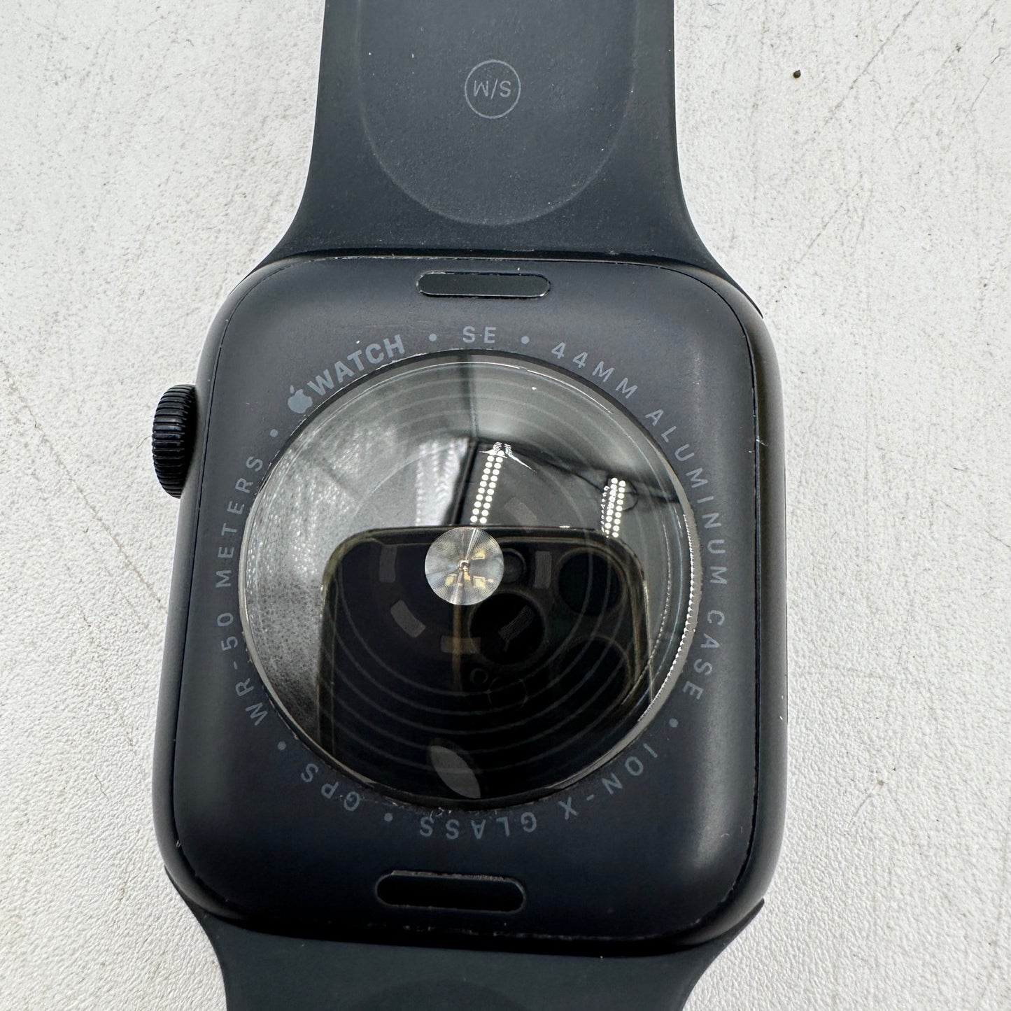 GPS Only Apple Watch SE 2nd Gen 44MM Black Aluminum Black Sport Band A2723