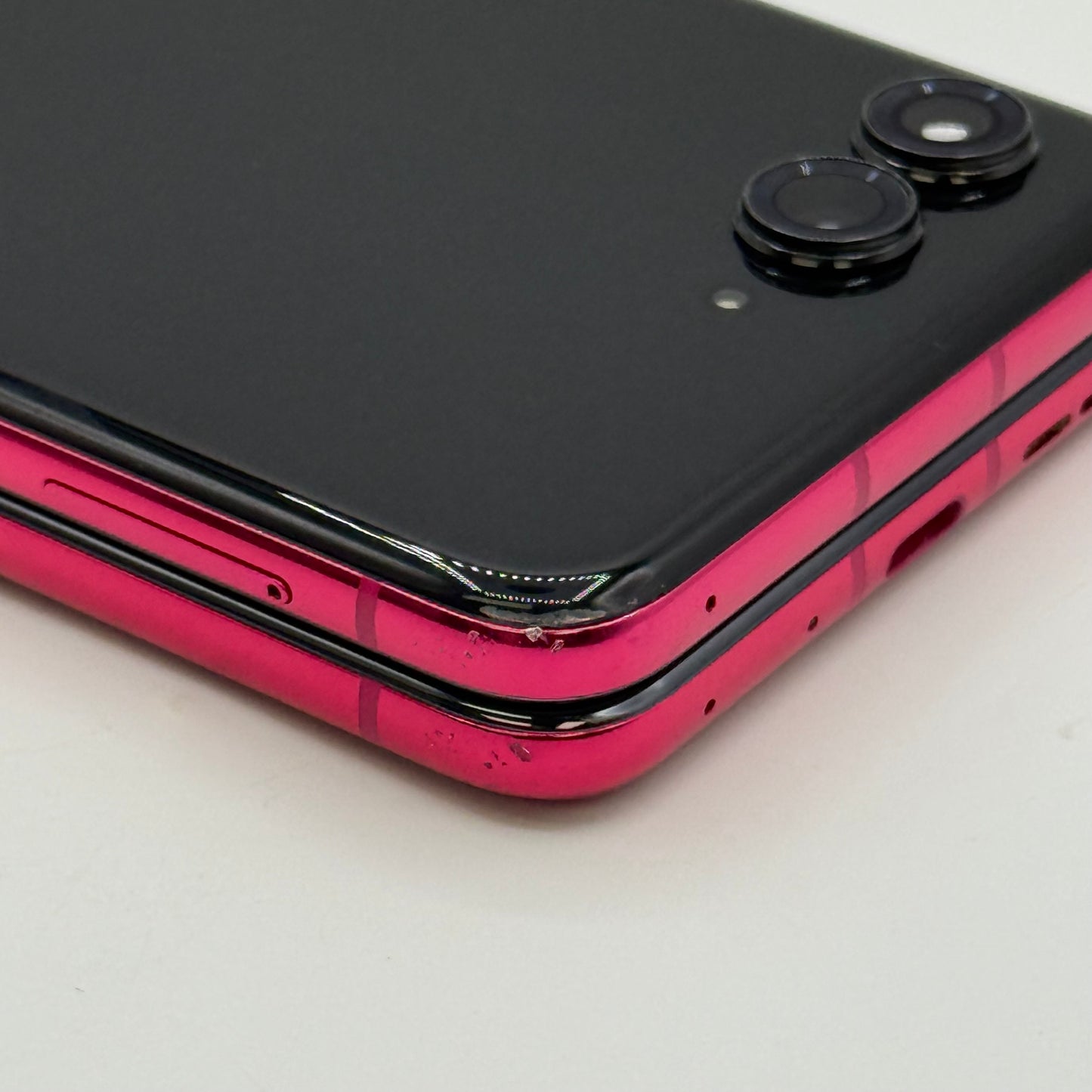 T-Mobile Motorola razr+ 2024 256GB Hot Pink XT2451-1