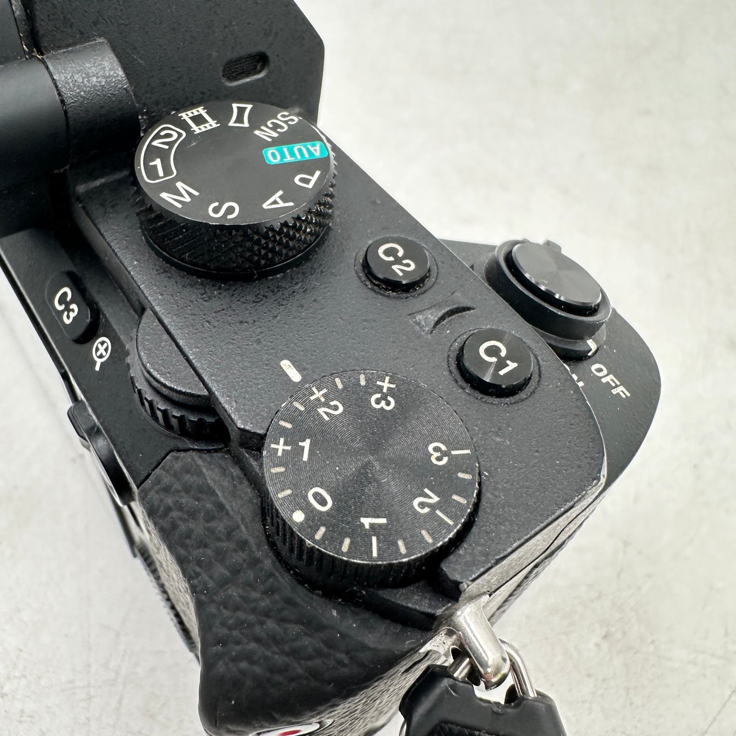 Sony Alpha A7 II 24.3MP Mirrorless Digital Camera 229 SC  Body Only READ