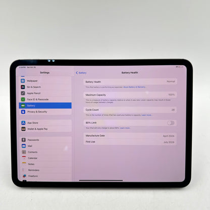 Unlocked Apple iPad Pro 11" M4 256GB Space Gray MVW13LL/A w/ Smart Folio Case