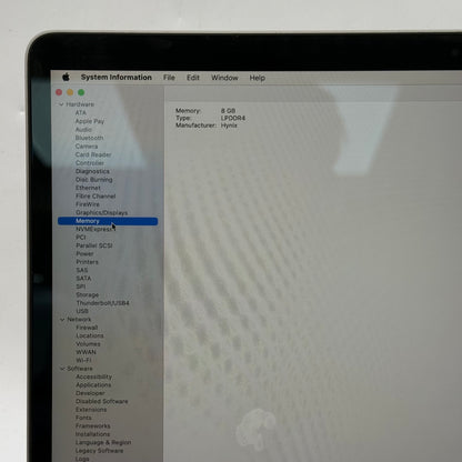 2020 Apple MacBook Air 13.3" M1 7C GPU 3.2GHz 8GB RAM 256GB SSD A2337