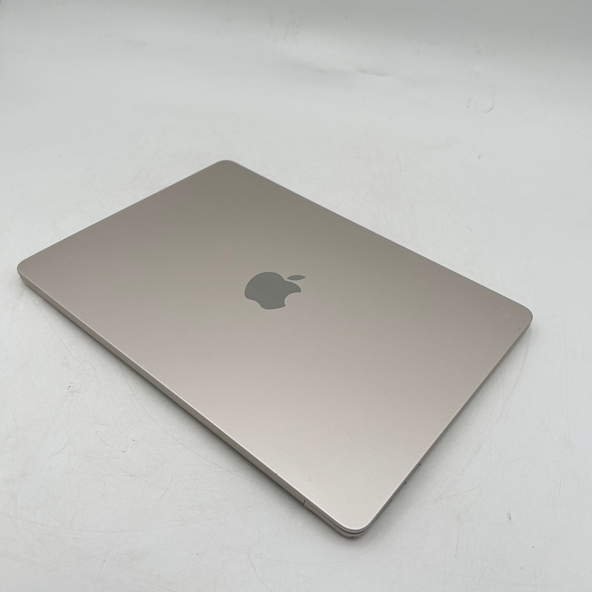 2022 Apple MacBook Air 13.6" M2 8C GPU 3.5GHz 8GB RAM 512GB SSD MLY23LL/A Read