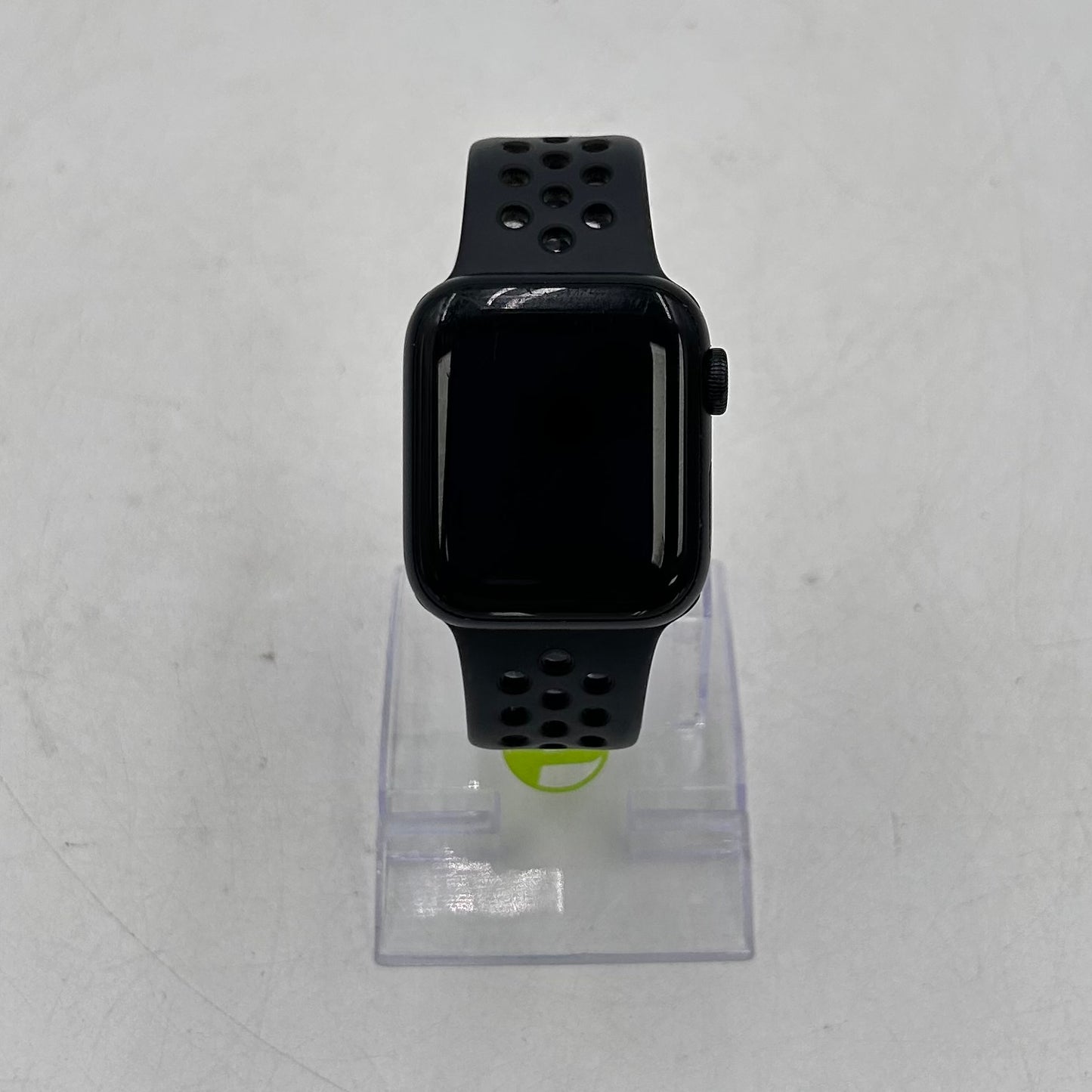 GPS Only Apple Watch SE 2nd Gen 40MM Midnight Aluminum Nike Sport Band MNT73LL/A