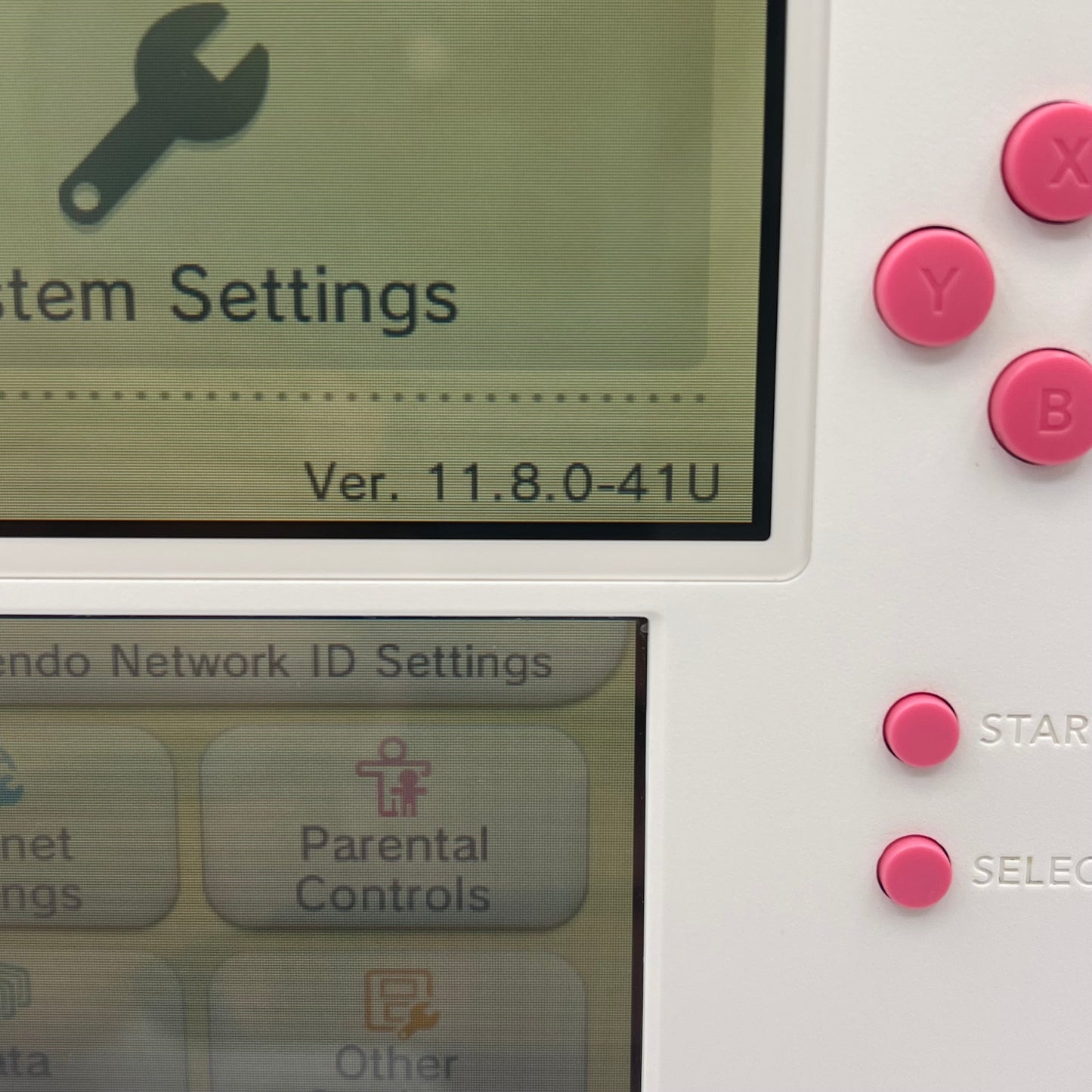 Nintendo 2DS Handheld Game Console Only FTR-001 Pink/White