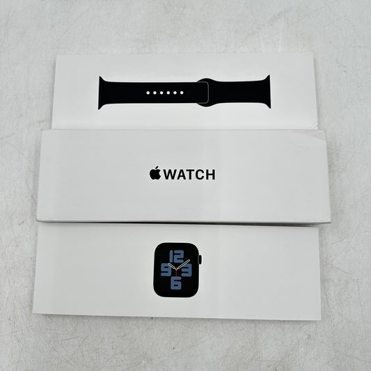 New GPS Only Apple Watch SE 2nd Gen 40MM Midnight Black Sports Band MXE93LL/A