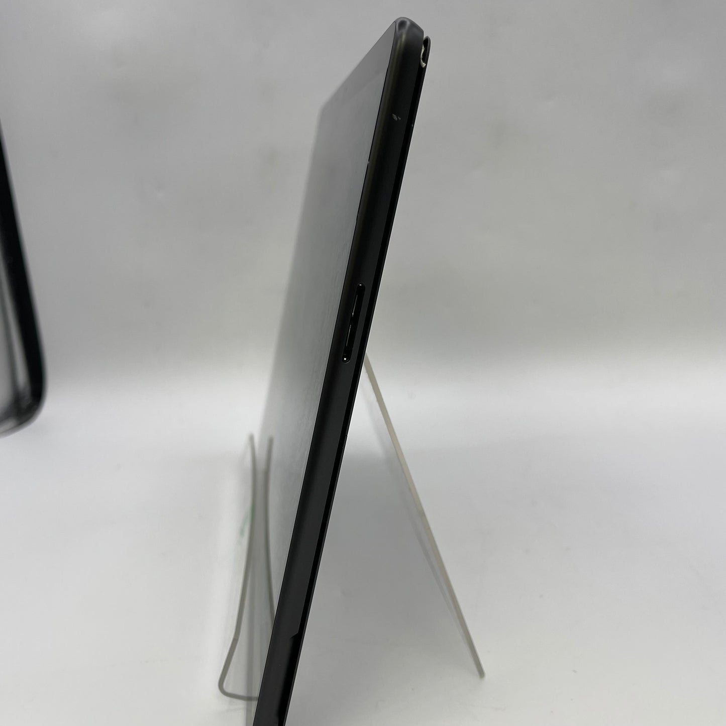 Microsoft Surface Pro 10 2079 Core Ultra 5 135H 2.1GHz 16GB RAM 256GB SSD