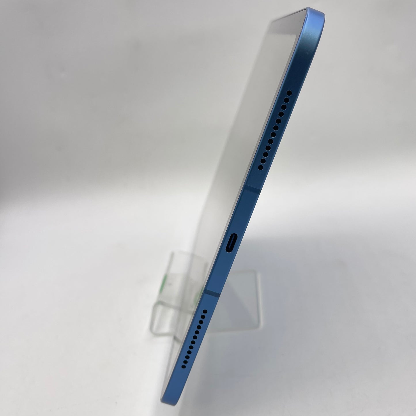 Unlocked Apple iPad 11" (A16) 128GB Blue MD7G4LL/A