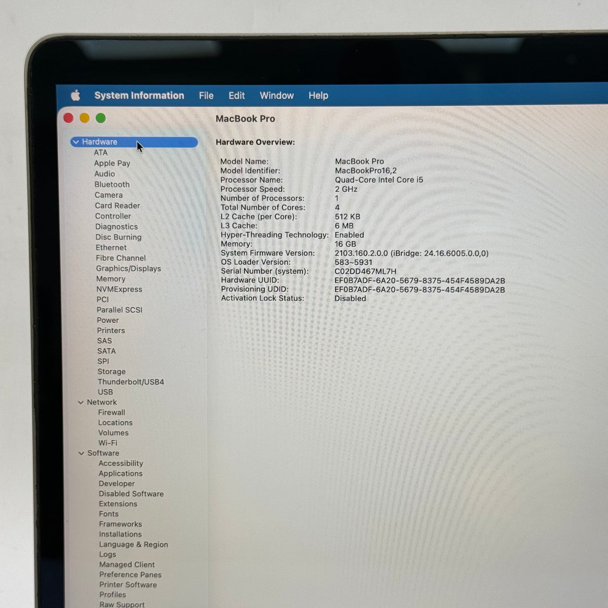 2020 Apple MacBook Pro 13.3" i5 2.0GHz 16GB RAM 512GB SSD A2251