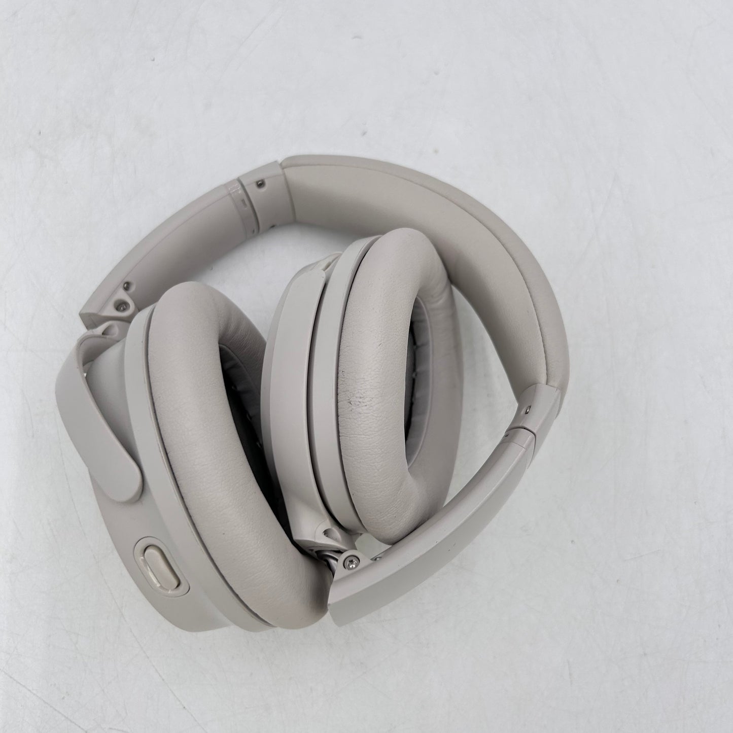 Bose QuietComfort Over-Ear Bluetooth Headphones White Smoke 884367-0200 (2023)