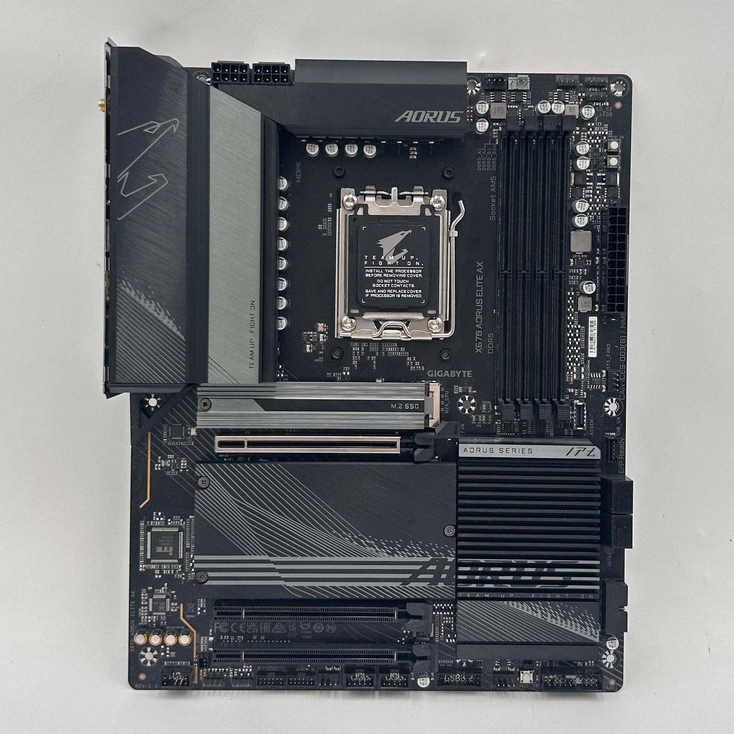 Gigabyte X670 AORUS ELITE AX AM5 ATX AMD DDR5 Motherboard