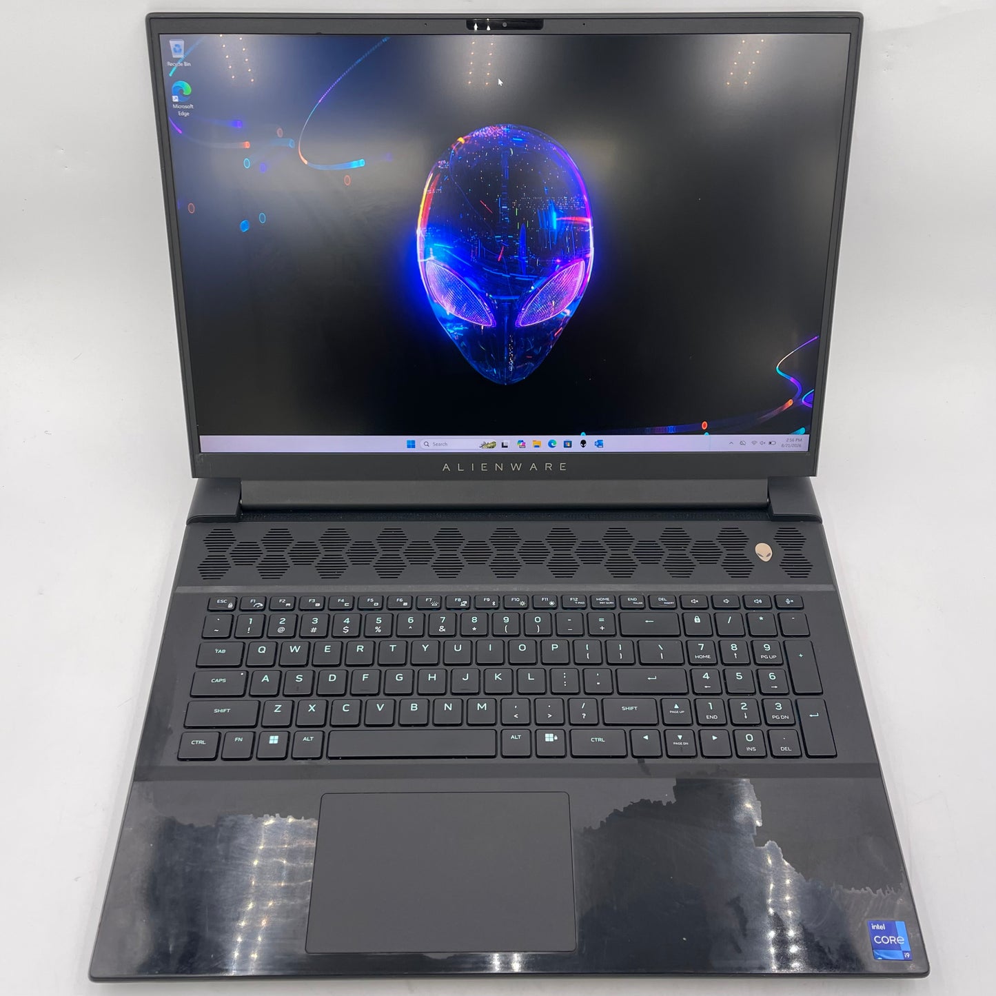 Alienware M18 R1 18" i9-13980HX 2.2GHz 64GB RAM 8TB SSD GeForce RTX 4090 Read