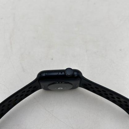 GPS Only Apple Watch SE 2nd Gen 40MM Midnight Aluminum Nike Sport Band MNT73LL/A