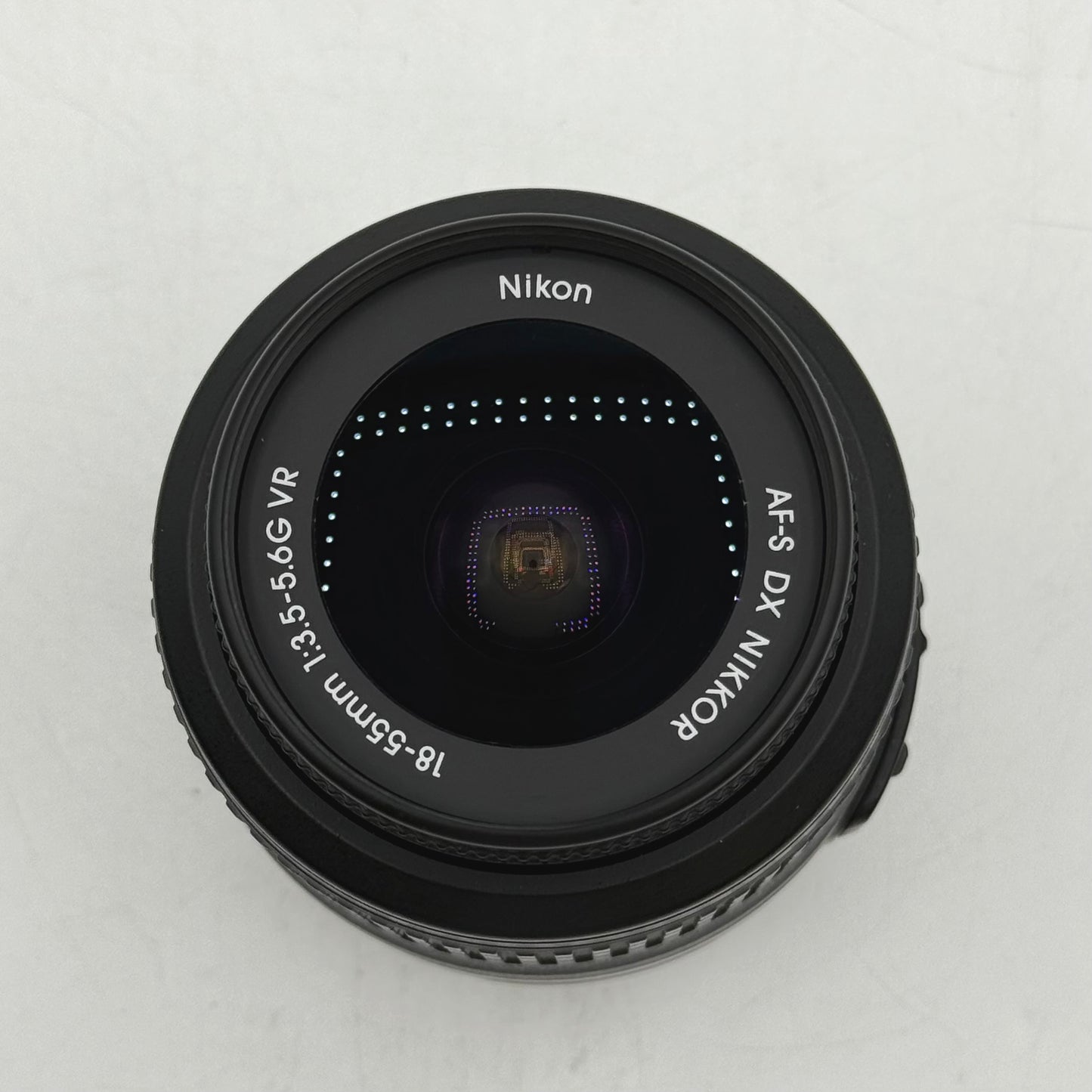 Nikon AF-S DX NIKKOR 18-55mm f/3.5-5.6 DX VR Standard Zoom Lens For F-Mount