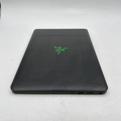 Razer Blade 14 RZ09-01953E71 14" i7-7700HQ 16GB RAM 256GB SSD GeForce GTX 1060