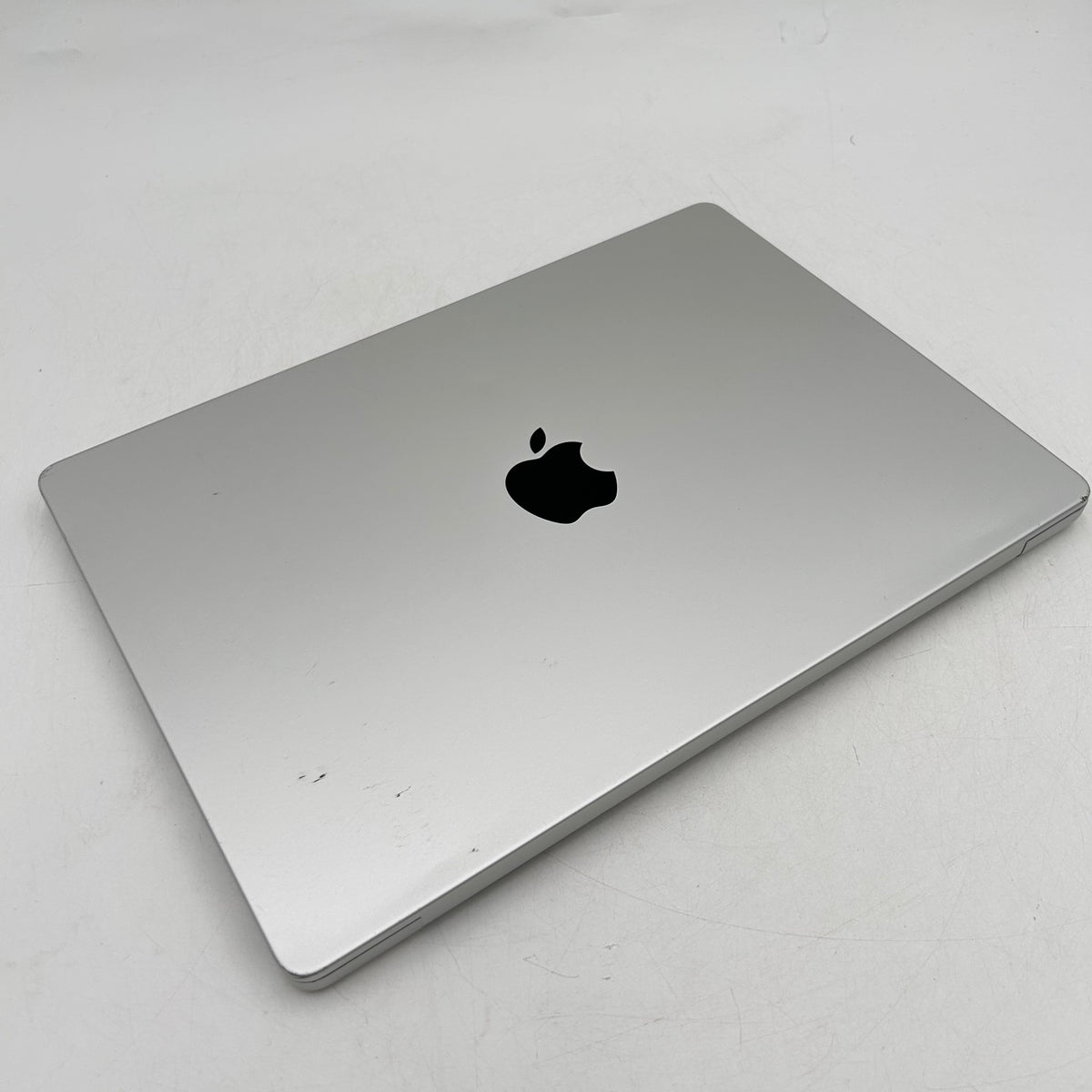 2023 Apple MacBook Pro 14" M3 8C GPU 4.0GHz 8GB RAM 512GB SSD A2918