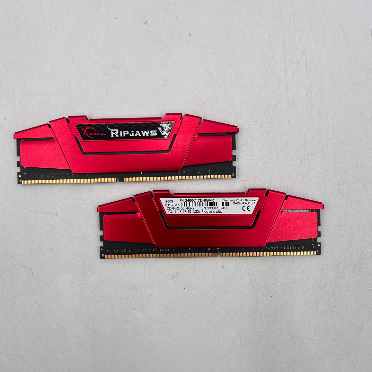 G.Skill Ripjaws V 8GB (2x4GB) RAM DDR4 2400MHz F4-2400C17D-8GVR