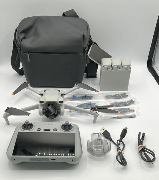 DJI Mini 3 Pro Ready to Fly Drone RM330