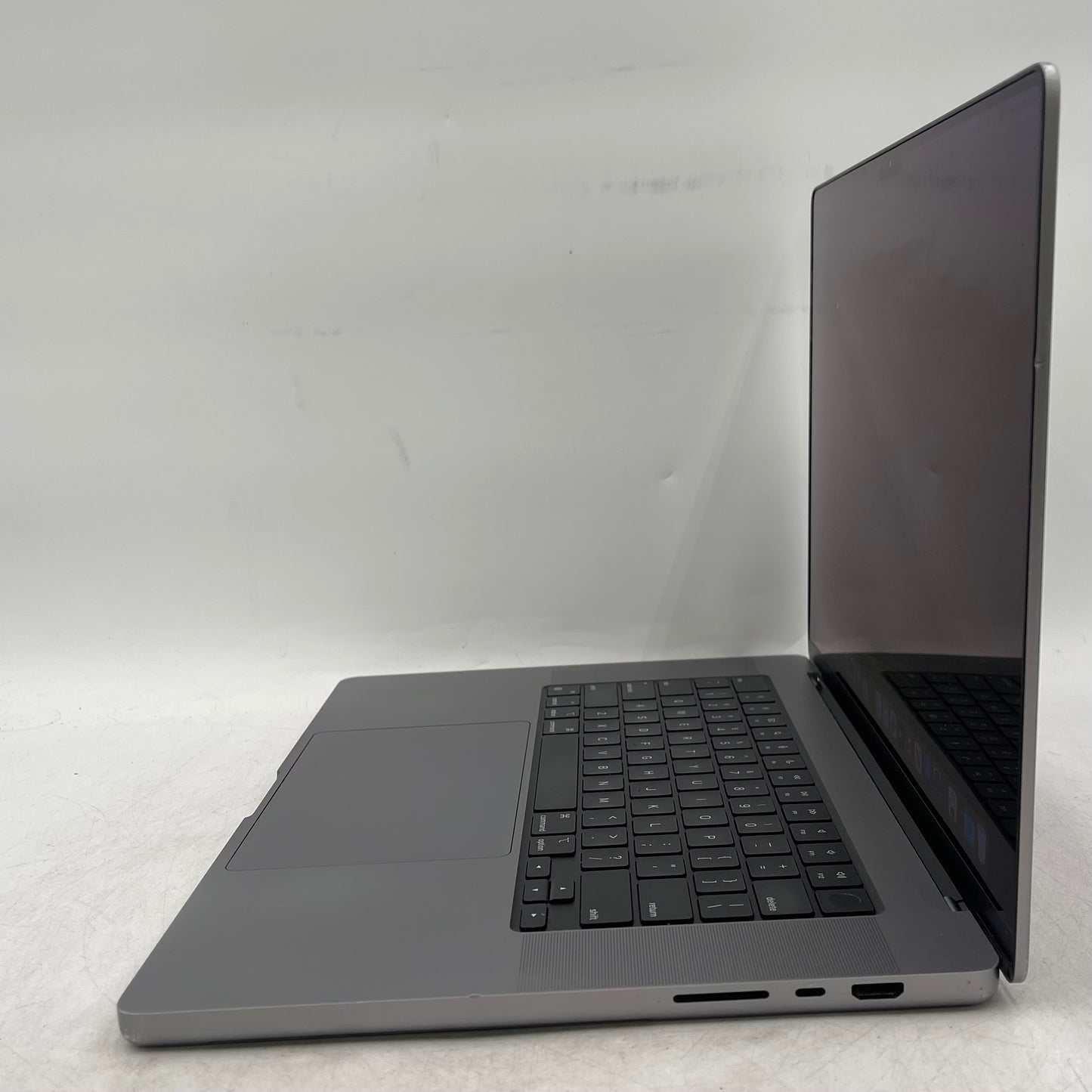 2021 Apple MacBook Pro 16" M1 Pro 16C GPU 3.2GHz 16GB RAM 512GB SSD A2485