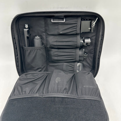 DJI RS 4 PRO Combo  3-Axis Gimbal Stabilizer P04P