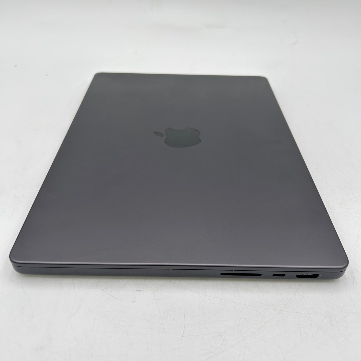 2023 Apple MacBook Pro 14" M3 Pro 14C GPU 4.0GHz 18GB RAM 512GB SSD A2992