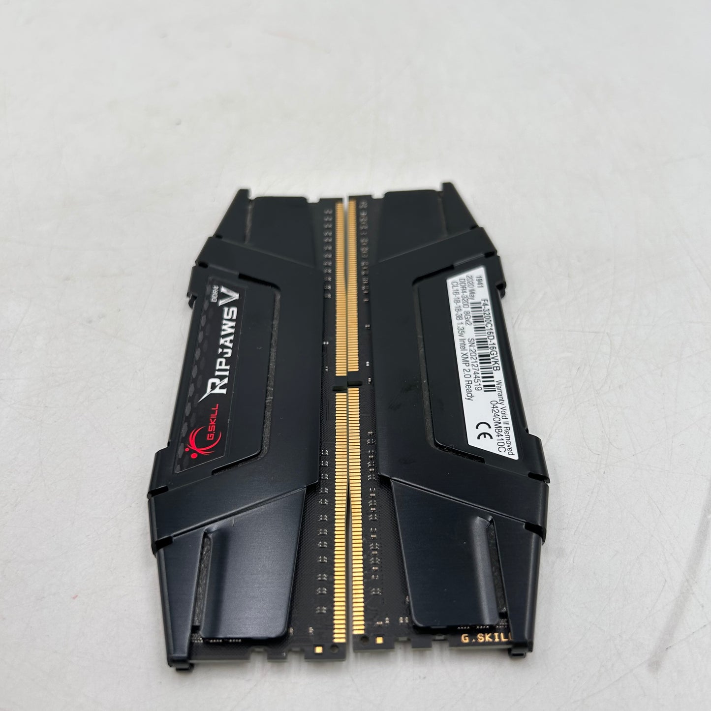 G.Skill Ripjaws V 16GB (2x8GB) RAM DDR4 3200MHz F4-3200C16D-16GVKB