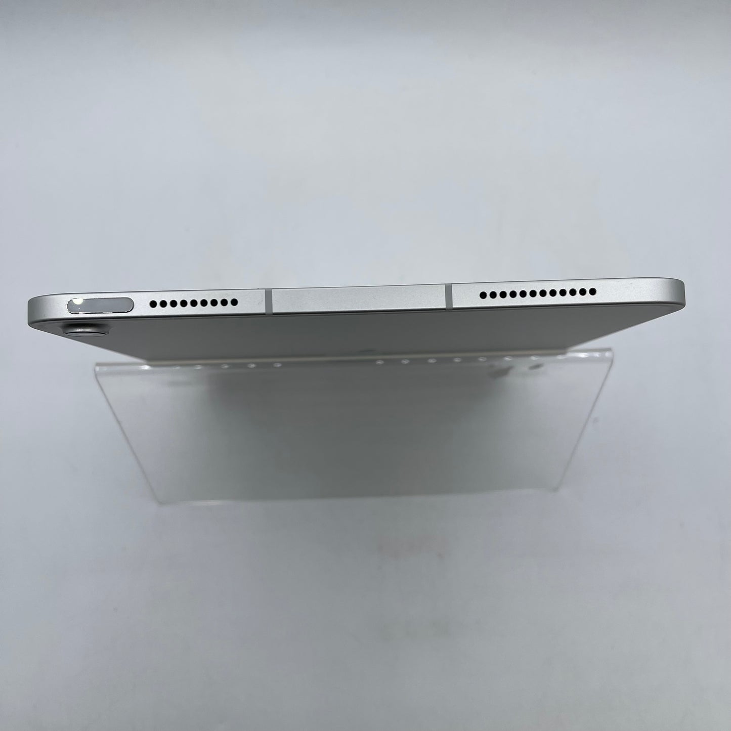 Factory Unlocked Apple iPad 11" (A16) 128GB Silver MD7F4LL/A
