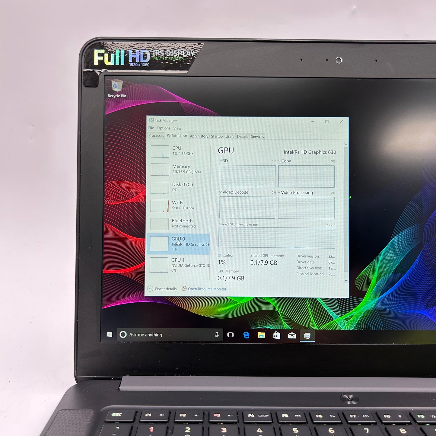 Razer Blade 14 RZ09-01953E71 14" i7-7700HQ 16GB RAM 256GB SSD GeForce GTX 1060