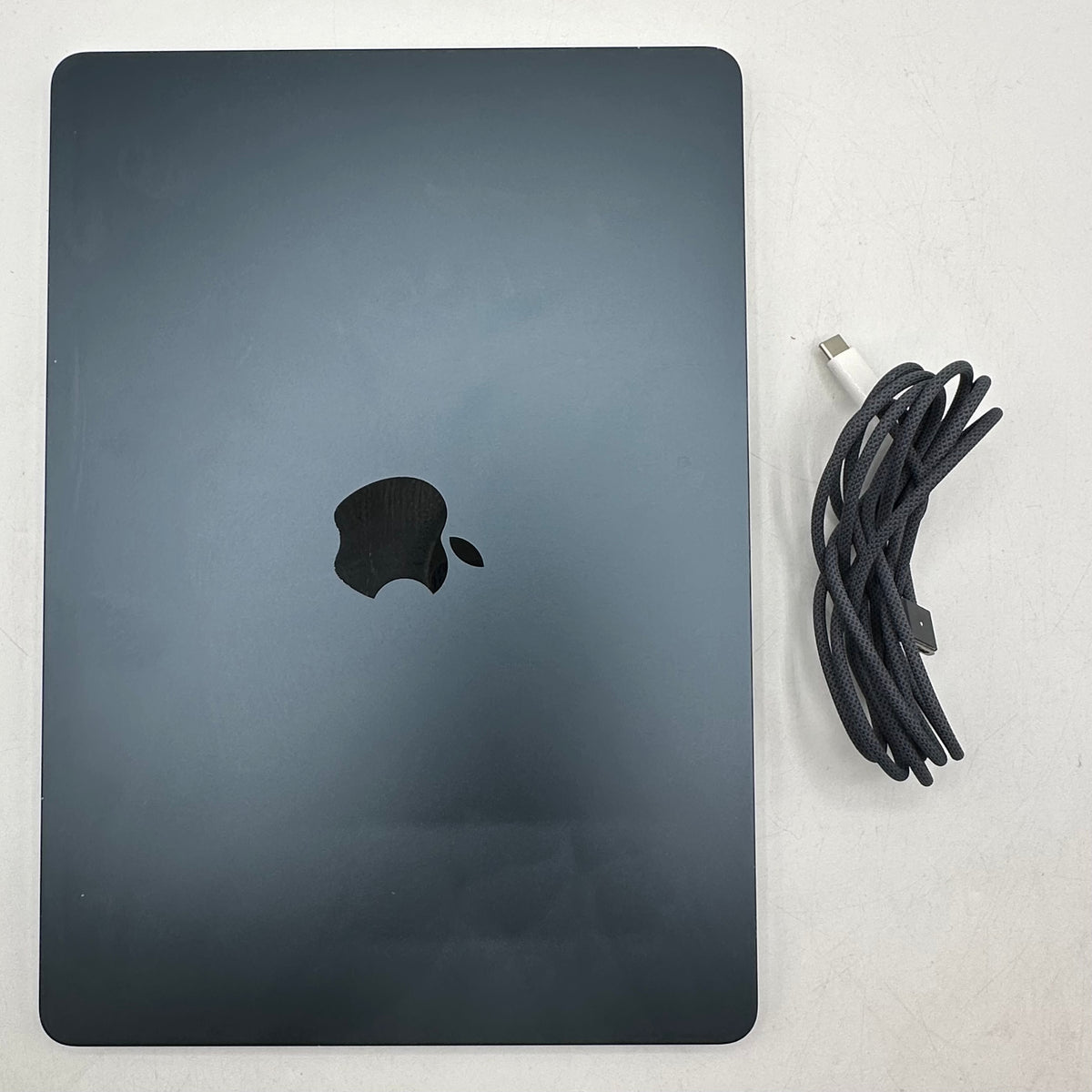2024 Apple Macbook Air 13.6" M3 8C GPU 4.0GHz 8GB RAM 256GB SSD A3113