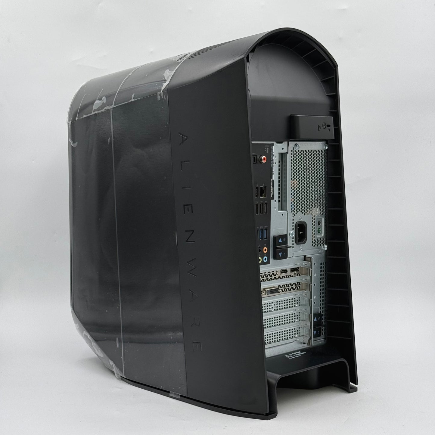 Alienware Aurora R11 Core i7-10700F 2.90GHz 16GB RAM 1TB HDD Nvidia GeForce RTX 2060