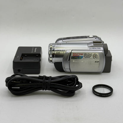 Panasonic 3CCD Optical Image Stabilizer MiniDV Digital Camcorder PV-GS300
