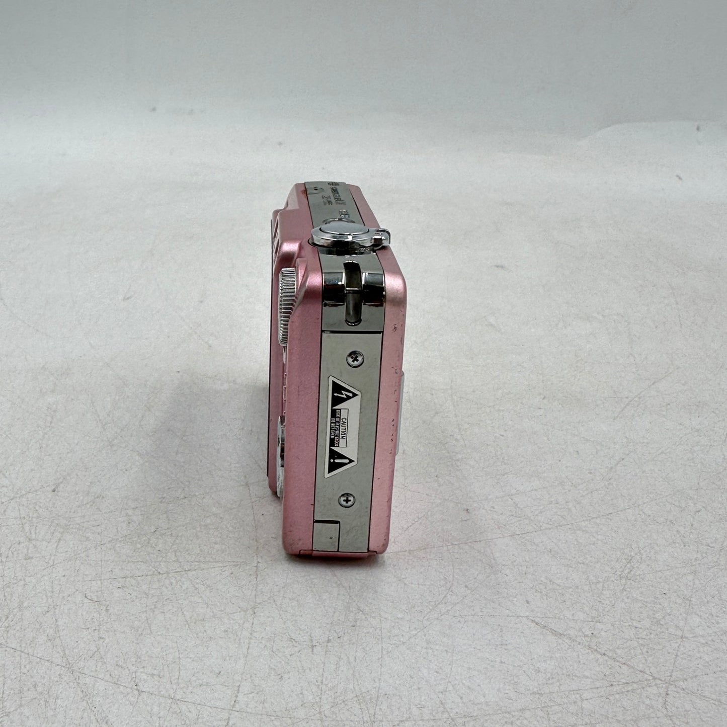 Broken Sony Cybershot DSC-W55 7.2MP Digital Point-And-Shoot Camera