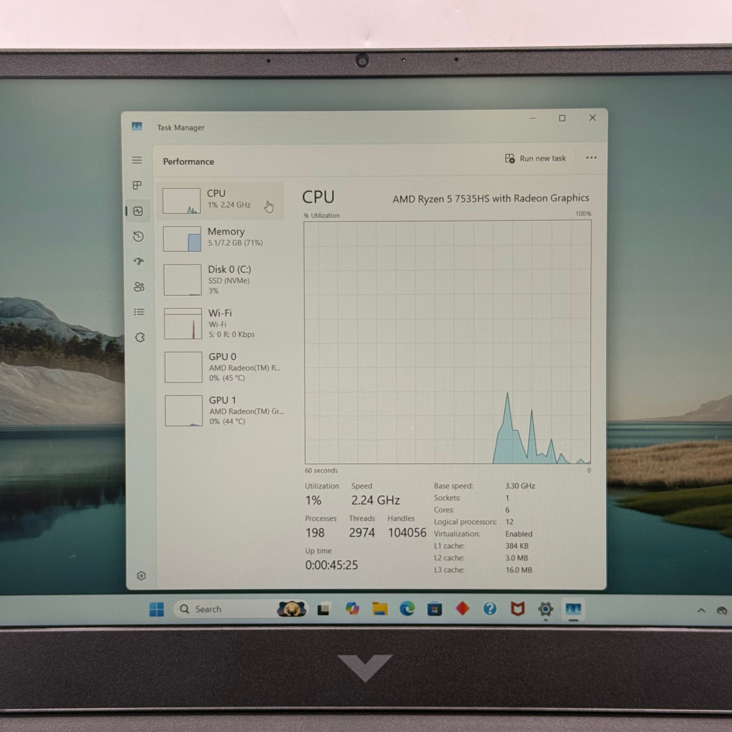HP Victus 15-FB2063DX 15.6" Ryzen 5 7535HS 3.3GHz 8GB RAM 512GB SSD