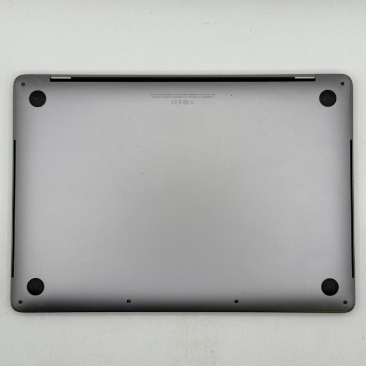 2020 Apple MacBook Pro 13.3" i5 2.0GHz 16GB RAM 512GB SSD A2251