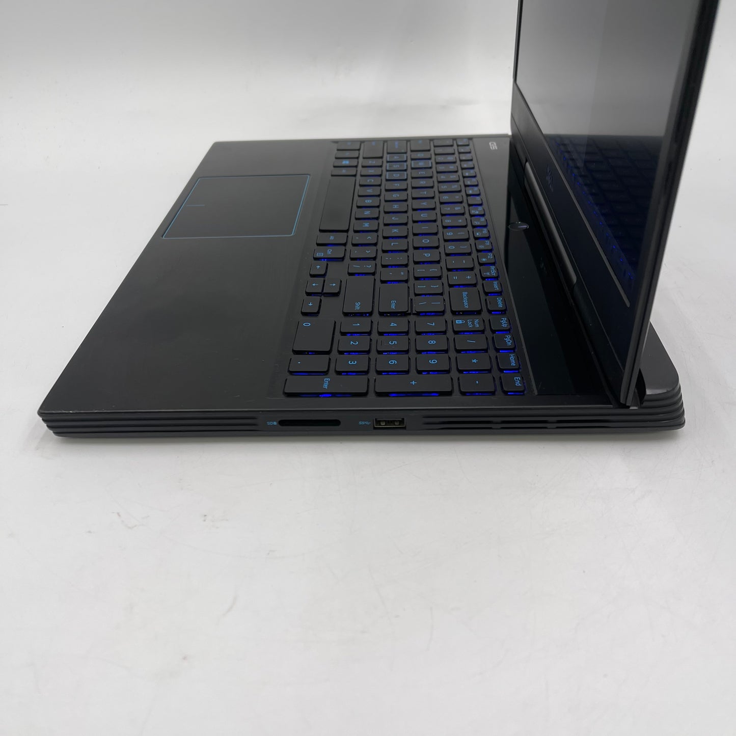 Dell G5 15.6" i7-9750H 2.6GHz 16GB RAM 256GB SSD 1TB HDD GeForce GTX 1660 Ti