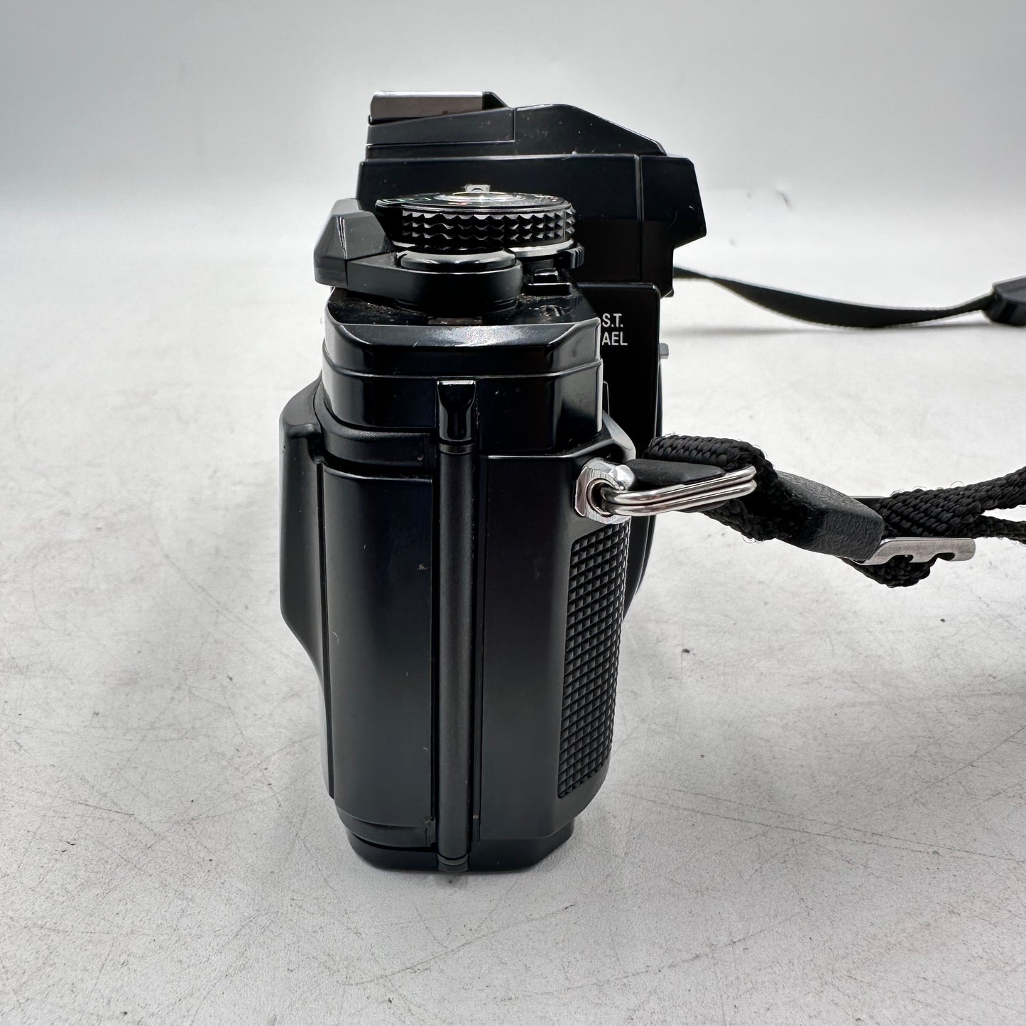 Minolta X-700 35MM SLR Film Camera Body Only