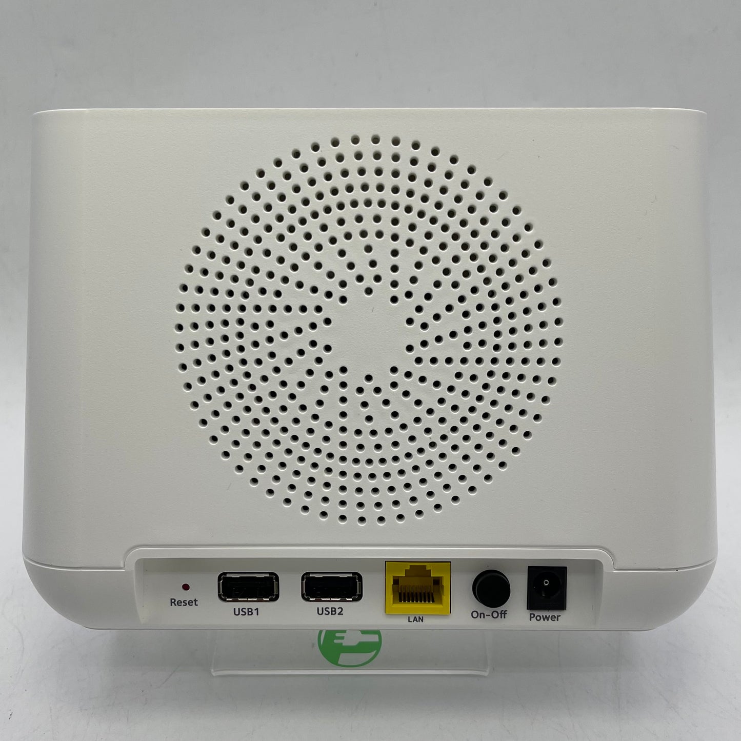 Arlo Pro Base Station VMB4000 with 1 Security Camera