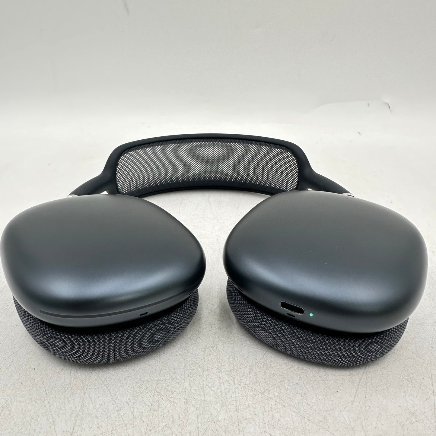 Apple AirPods Max Wireless Over-Ear Headphones Space Gray MWW83AM/A