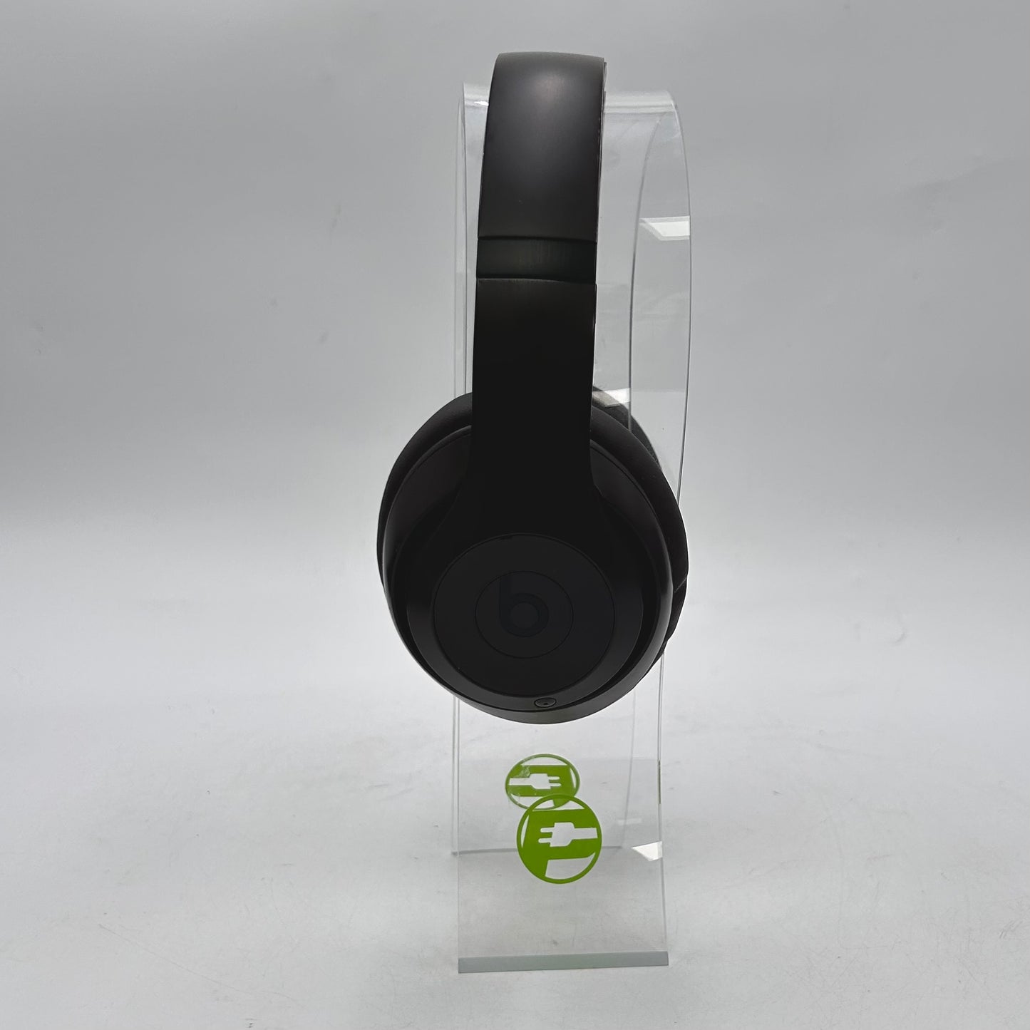 Beats Studio Pro Wireless Over-Ear Bluetooth Headphones Deep Brown A2924