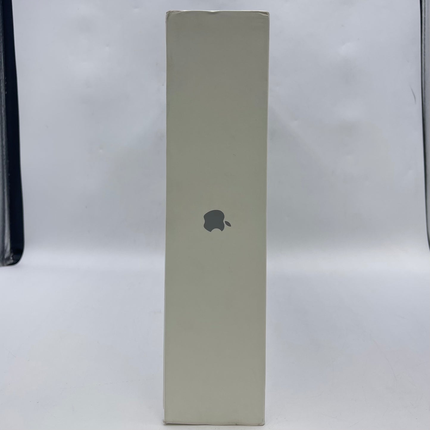 New 2025 Apple MacBook Pro 14" M5 10 Core 4.6GHz 24GB RAM 2TB SSD A3434