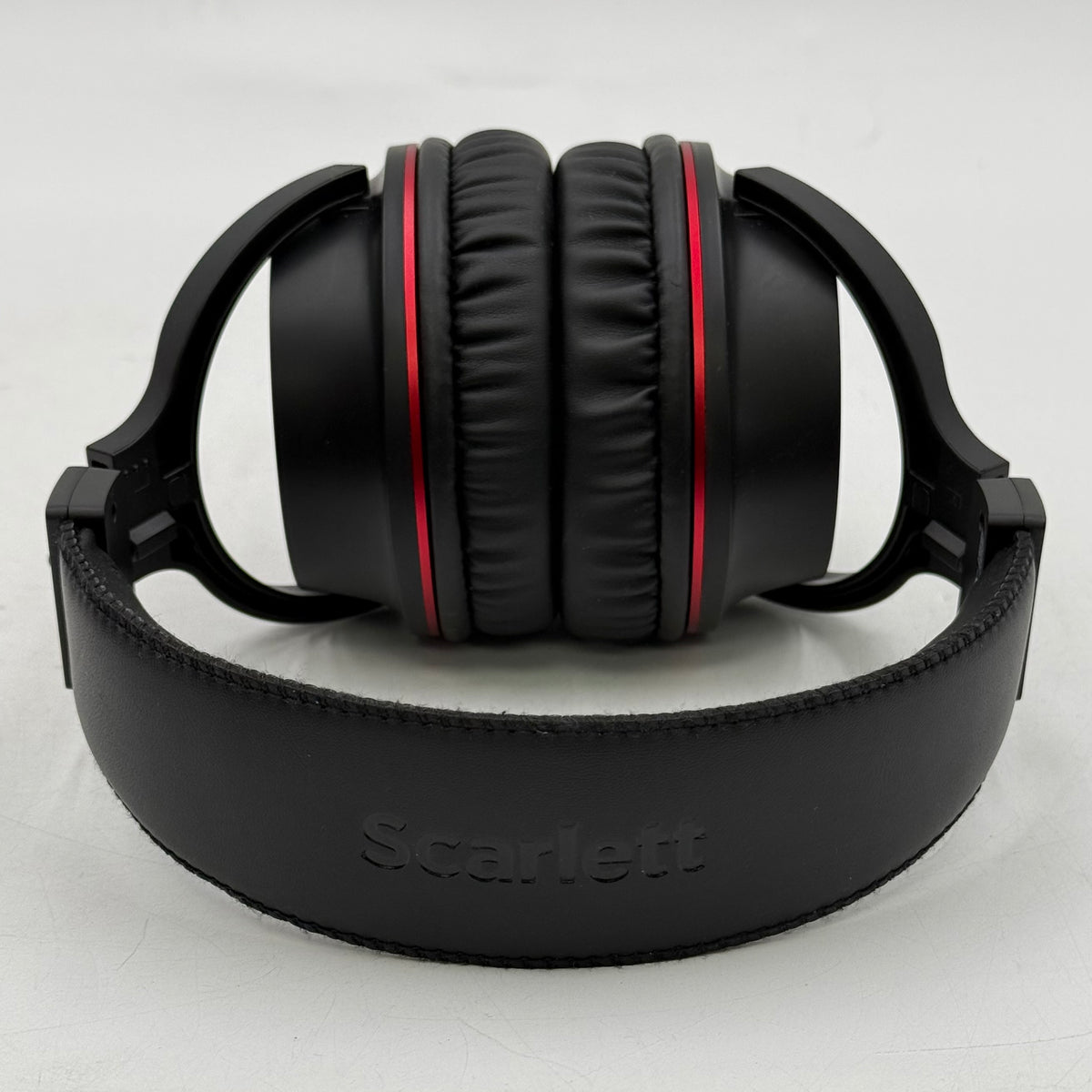 Scarlett 2i2 Studio USB Audio Interface AMS-SCARLETT-2I2-STU-4G