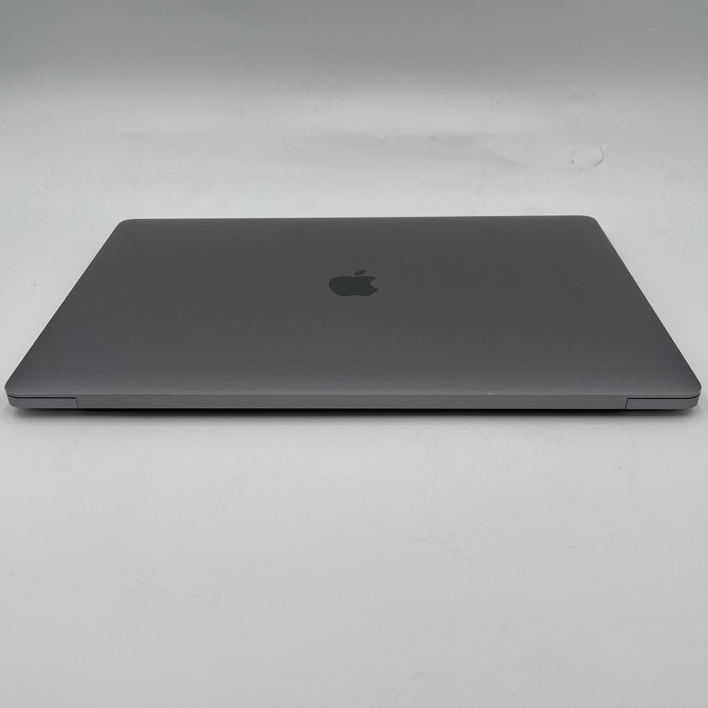 2019 Apple MacBook Pro 16" i9 2.3GHz 16GB RAM 1TB Silver A2141 Radeon Pro 5500M