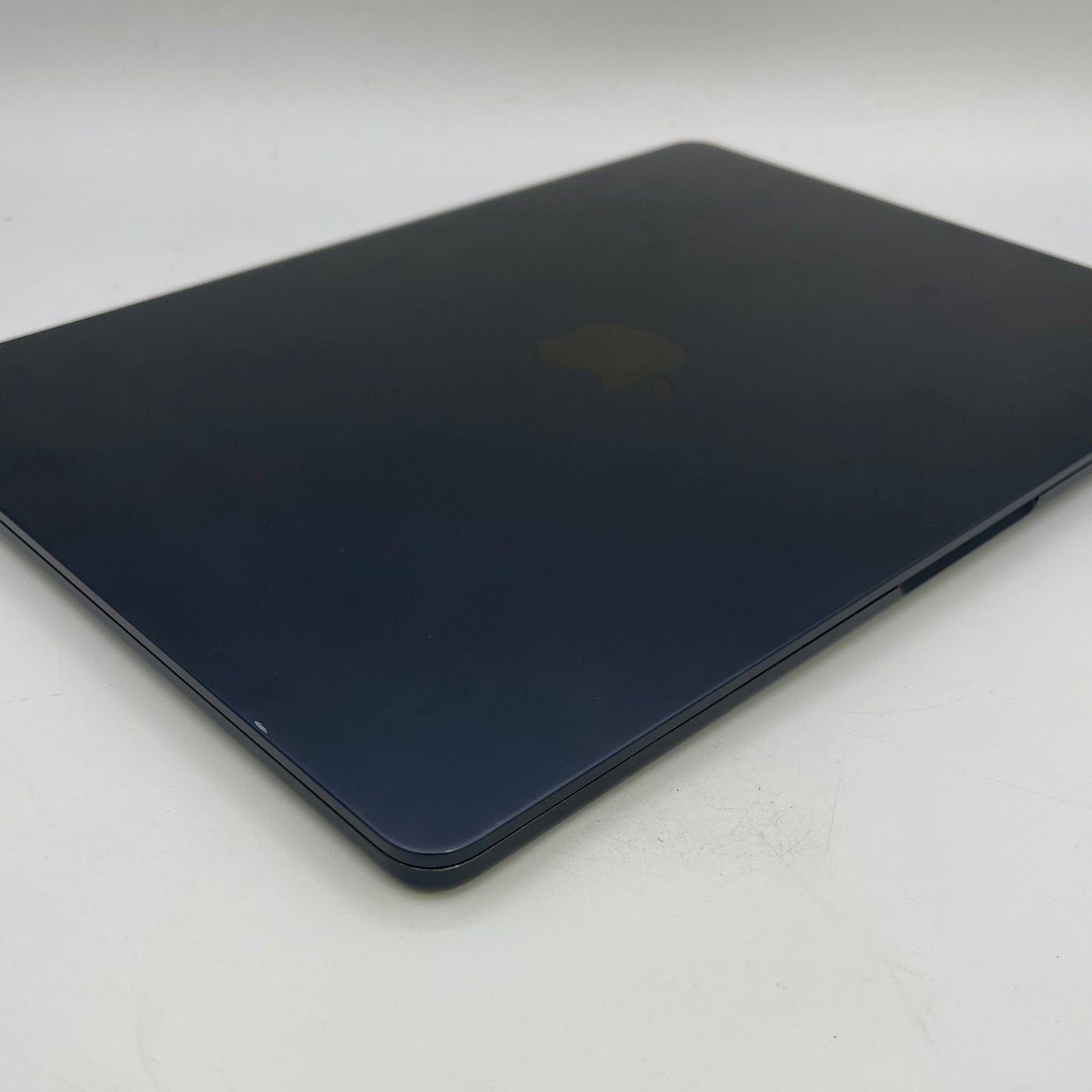 2022 Apple MacBook Air 13.6" M2 3.5GHz 8GB RAM 512GB SSD A2681